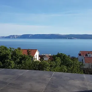 Sofia Apartament Novi Vinodolski