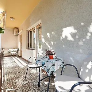 And Ivo Apartament Trogir